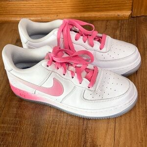 limited edition Nike Air Force 1 pink & white lotus flower shoes size 5.5
